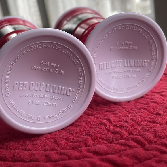 Red cup reusable wine cup 🍷 - Picture 3 of 4